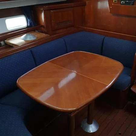 Botel Velero Golf Del Sur *